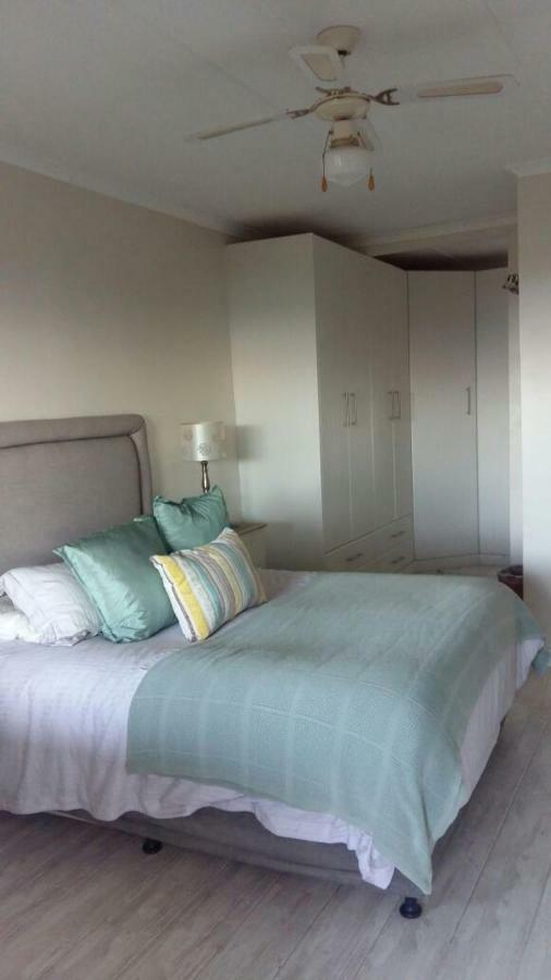 Ferienwohnung Drommedaris Gordonʼs Bay Exterior foto